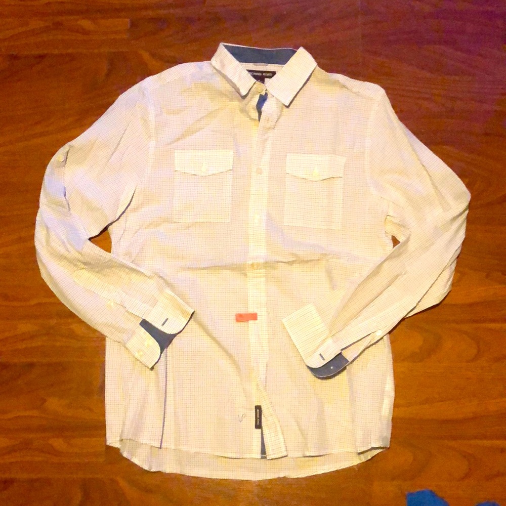 MK button up